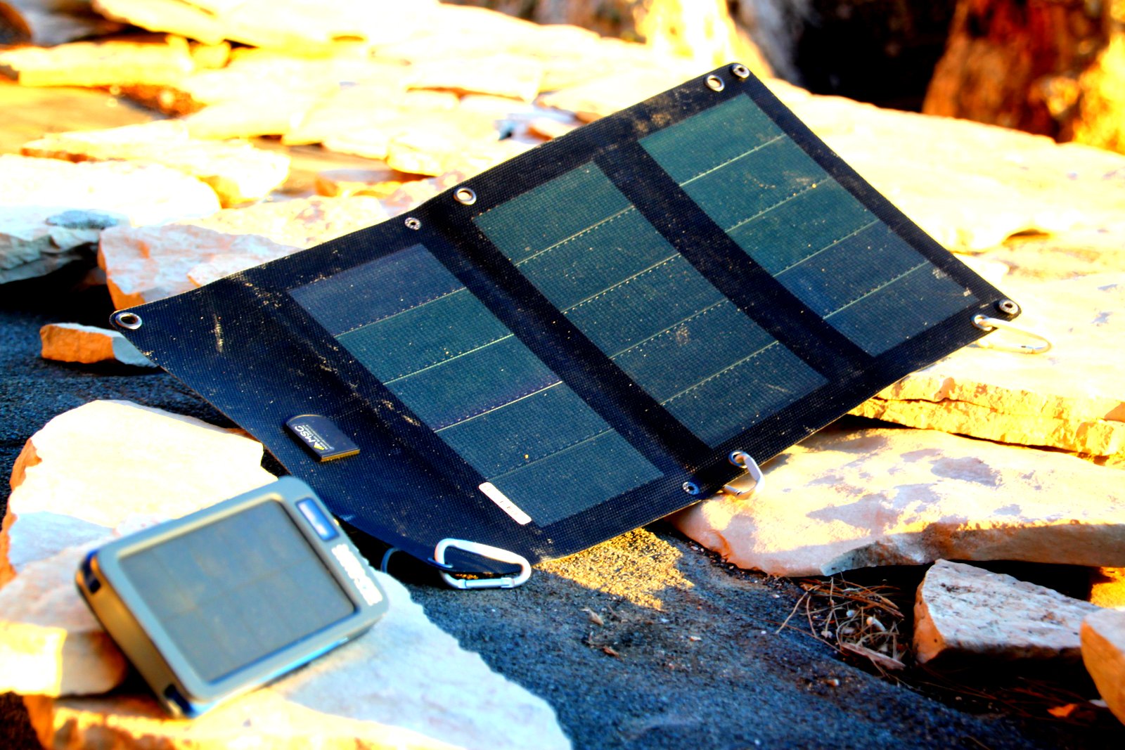 forclaz solar charger