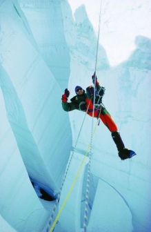 Stephen Venables Crossing the Jaws of Doom on Everest PhotoEdWebster (2)
